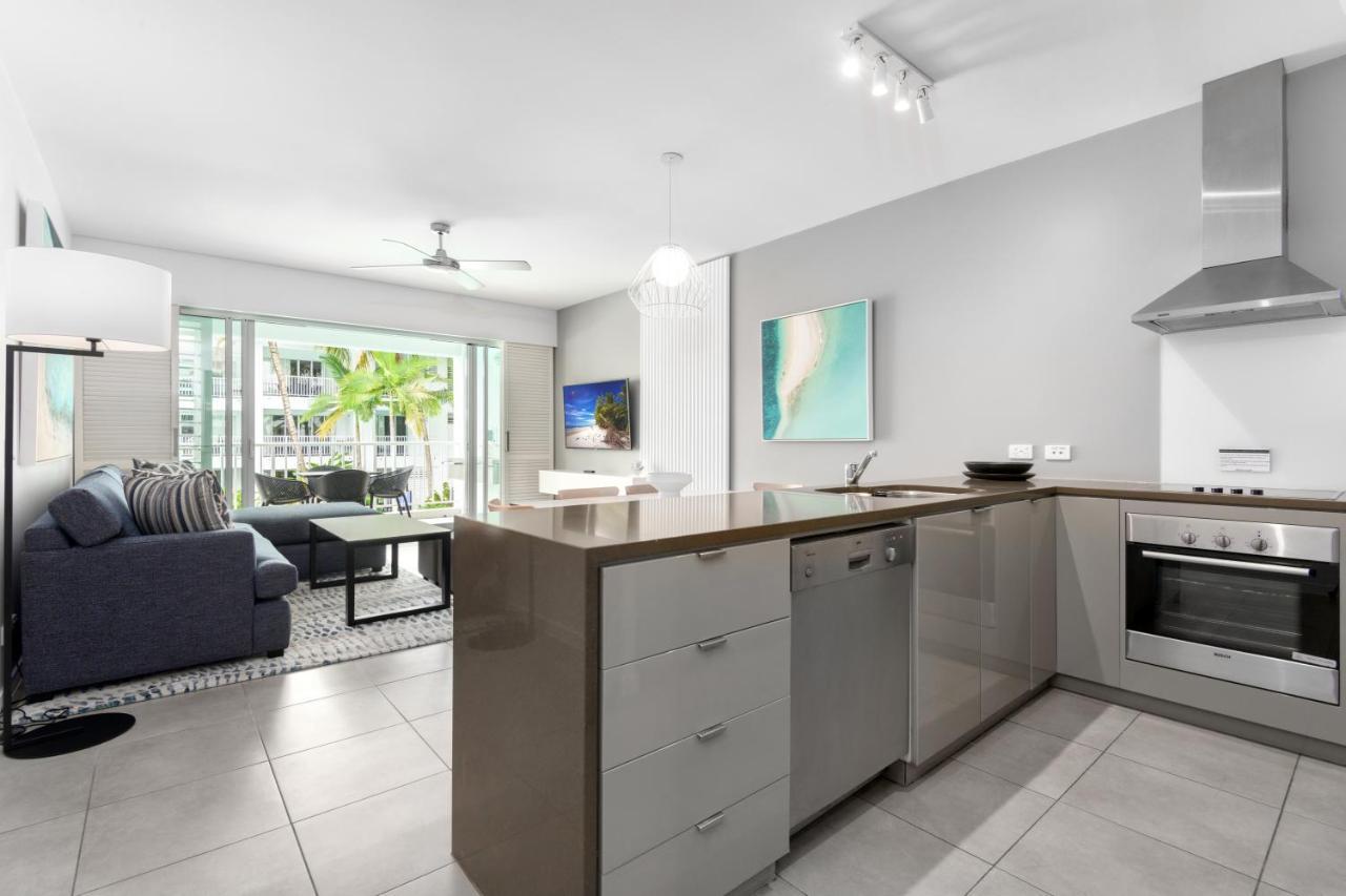 Beach Club Port Douglas Luxury Apartments Extérieur photo