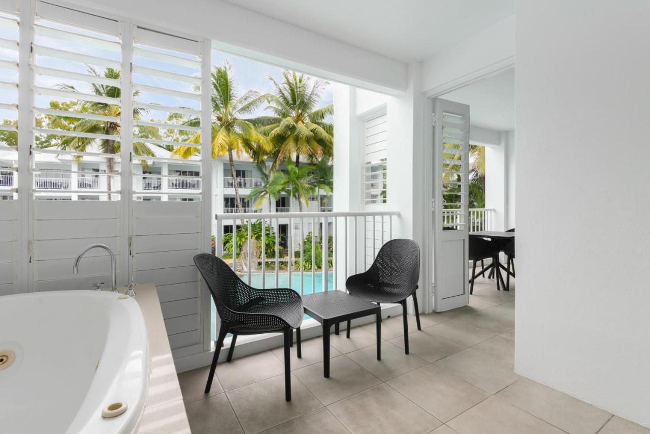 Beach Club Port Douglas Luxury Apartments Extérieur photo