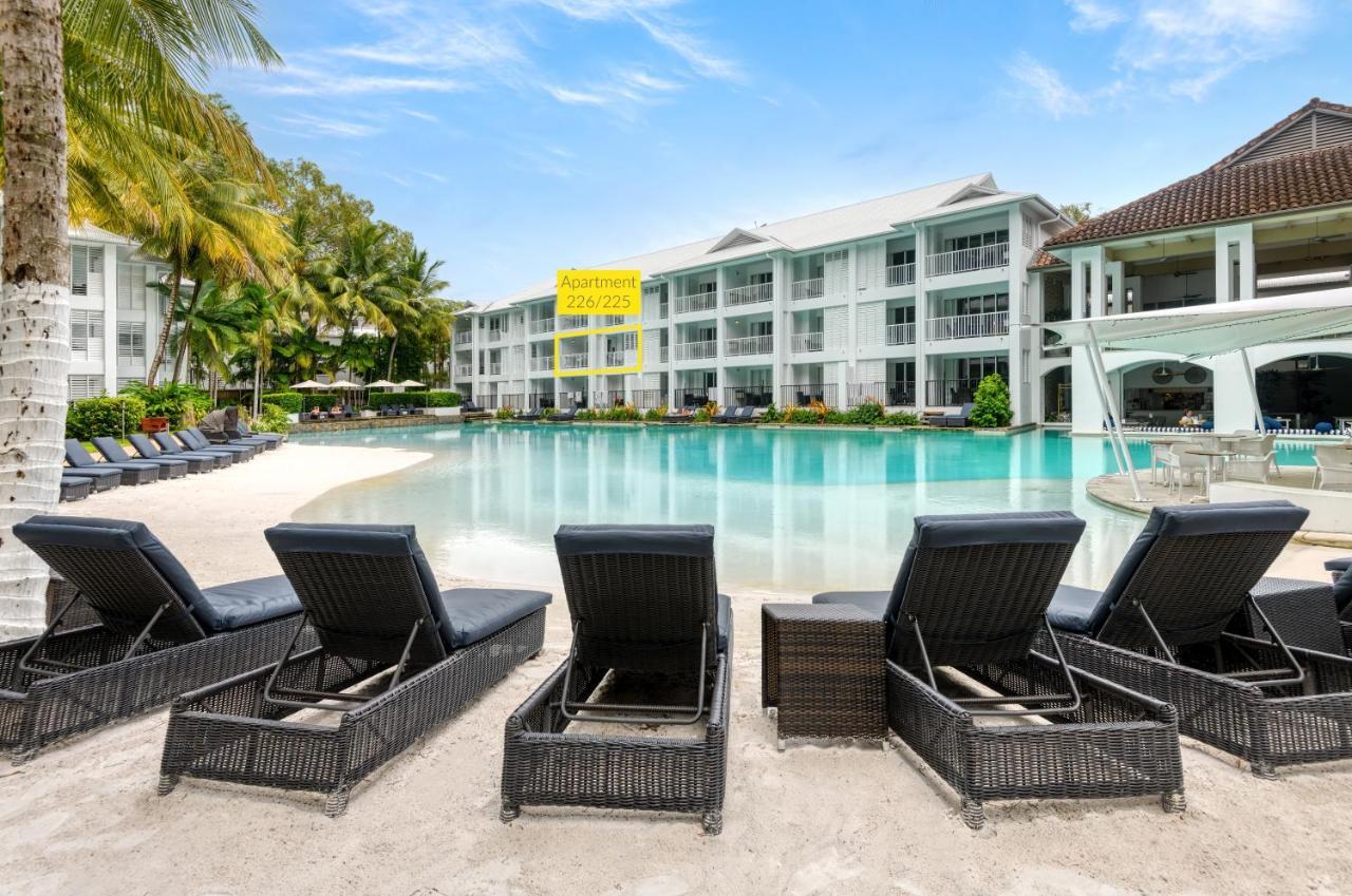 Beach Club Port Douglas Luxury Apartments Extérieur photo